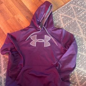 Under Armor sweatshirt